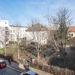 Tinytiny Modernes Studio Apartment In Plagwitz