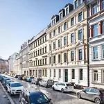 Tinytiny Modernes Studio Apartment In Plagwitz